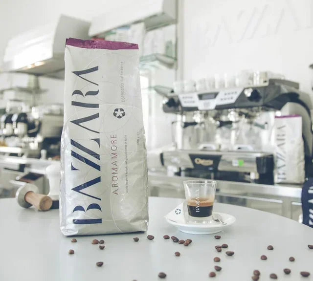 1 kg - Coffee beans - Aromamore Arabica/Robusta - BAZZARA