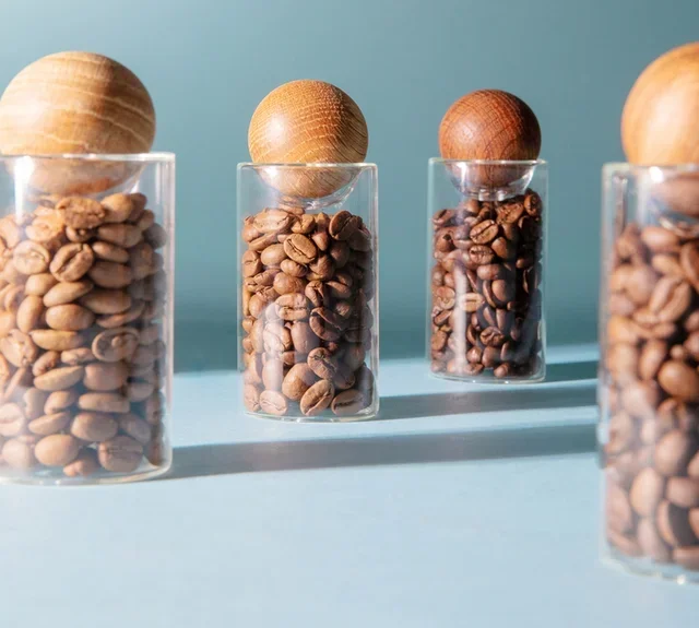 4 x 250 g – Kaffebönor – Provpaket med 4 olika ursprung: Etiopien, Brasilien, Colombia, Peru – LUGAT