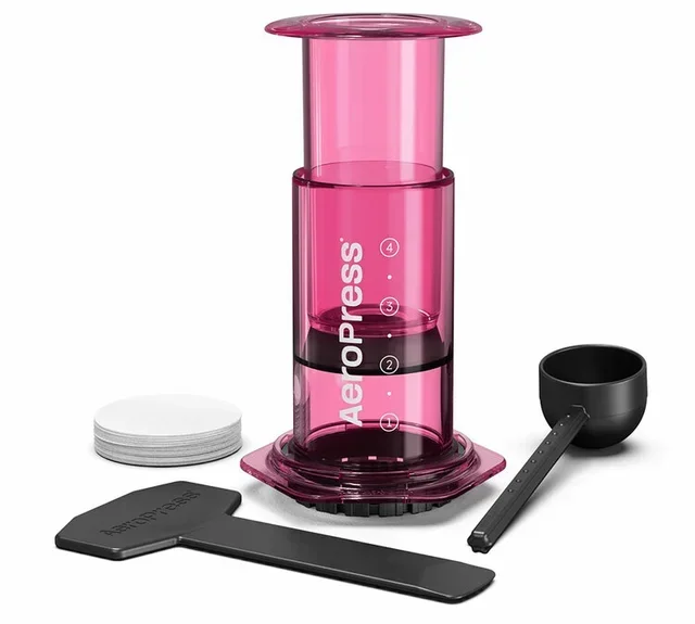 Máquina de café portátil AEROPRESS Clear Pink em rosa transparente