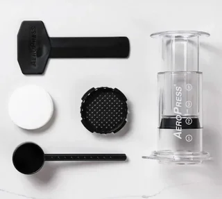 AEROPRESS Clear portable coffee maker transparent
