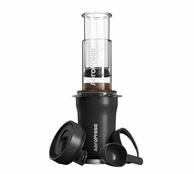 AEROPRESS GO Plus Preta - Cafeteira de viagem