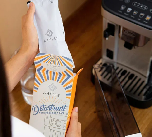 Anticalcare universale ARFIZE, monodose, 6 flaconcini da 50 ml.