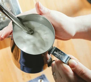 Професионално канче BARISTATOR 600 мл от неръждаема стомана