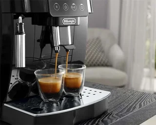 Kaffeevollautomat DELONGHI Magnifica Start ECAM 220.21.B - Schwarz