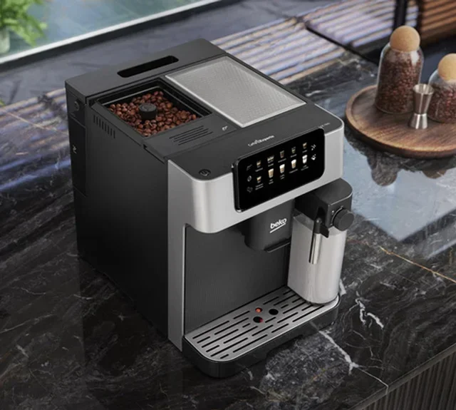 BEKO Latte Bean-to-Cup Coffee Machine CEG7304X Black/Grey