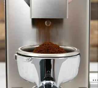 Кафемелачка BEZZERA BB005 TM с таймер