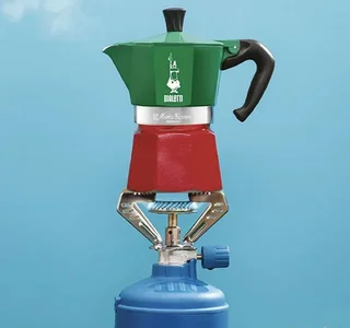 BIALETTI Moka Express Italia – Italiaanse koffiezetter 6 kopjes / 30 cl
