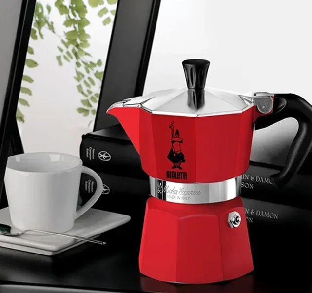 Bialetti Moka Express Rood - Italiaanse Percolator 3 Kopjes / 15 cl
