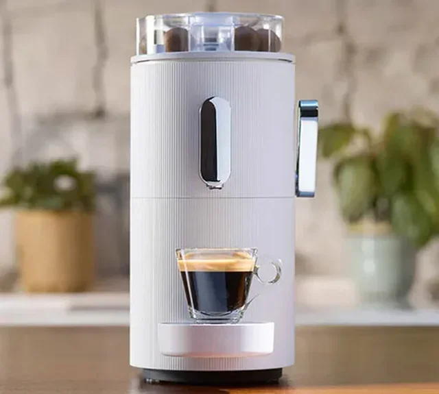 Кафемашина COFFEE B GLOBE Счупено бяло - CAFÉ ROYAL