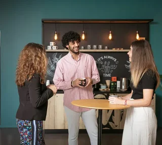 Cafe Royal Crema Whole Bean Coffee 1kg - Professional Grade