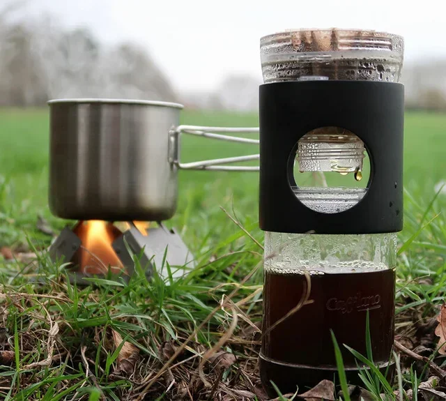 Преносима кафеварка с филтър и бутилка CAFFLANO Go-Brew, черна