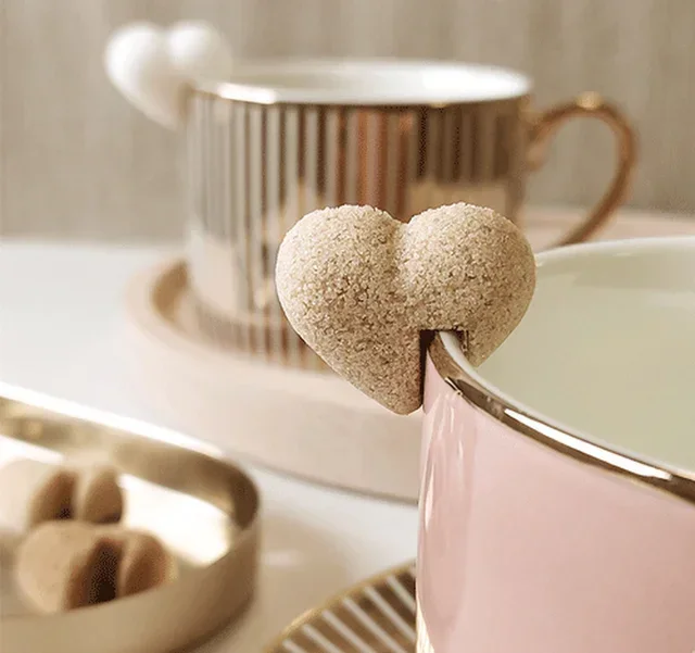 CANASUC Szív Alakú Nádcukor Kockák – 32 db