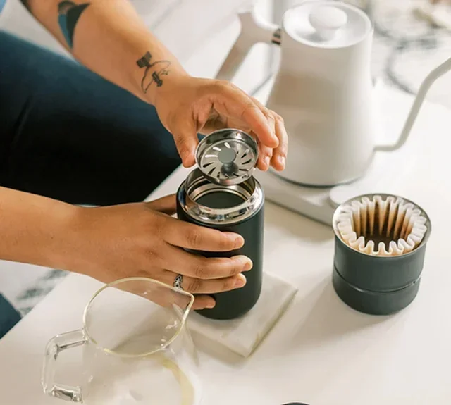 FELLOW Carter - Matt Fekete Termosz Bögre 35 cl