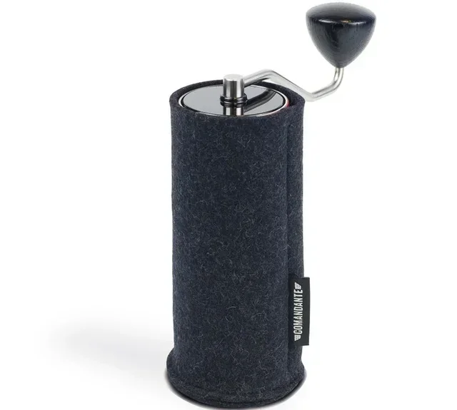 Comandante C40 huopainen suojapussi antrasiittivärissä