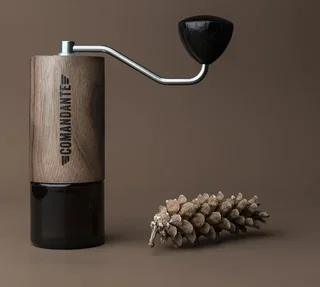 Macinacaffè COMANDANTE C40 MK4 Nitro Blade Noce Virginia