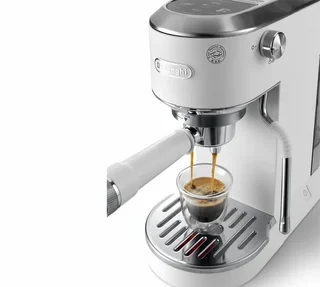 Máquina de café espresso DeLonghi Dedica Duo EC890.WI Branca