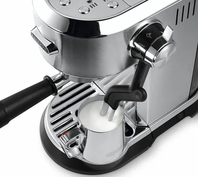 Expresso DELONGHI Dedica Maestro Plus EC950.M