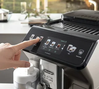 DELONGHI Eletta Explore 450.86.T und Mug To Go – Profi-Set