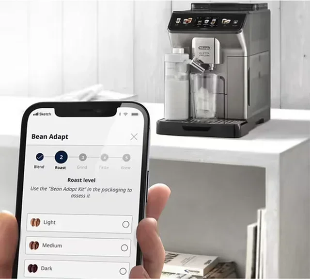 Macinacaffè espresso DeLonghi Eletta Explore 450.86.T Titanio con Mug To Go + confezione manutenzione e caffè 6 mesi