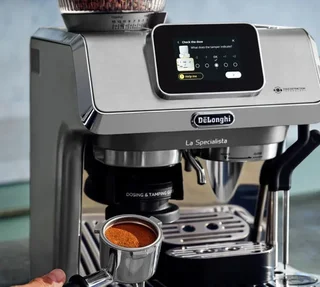 Macchina da caffè espresso con macinacaffè DELONGHI La Specialista Touch EC9455.M, finitura metallizzata.
