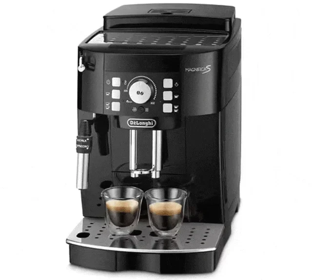 Macchina Caffè Automatica DeLonghi Magnifica S 22.127.B - Nera - Kit 4 Mesi Caffè