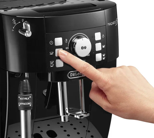 Macchina Caffè Automatica DELONGHI Magnifica S ECAM 22.127.B - Nero
