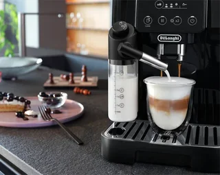 Máquina de Café Automática DELONGHI Magnifica Start FEB 2291.B - Preta