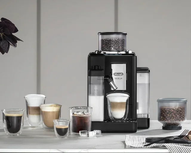 DeLonghi Rivelia FEB4455.B Kaffeemühle Onyxschwarz (Milch)