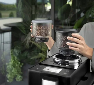 DeLonghi Rivelia FEB4455.B Kaffeemühle Onyxschwarz (Milch)