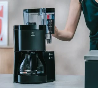 Máquina de café de filtro Look V Glass 1025-02 Preta - Melitta