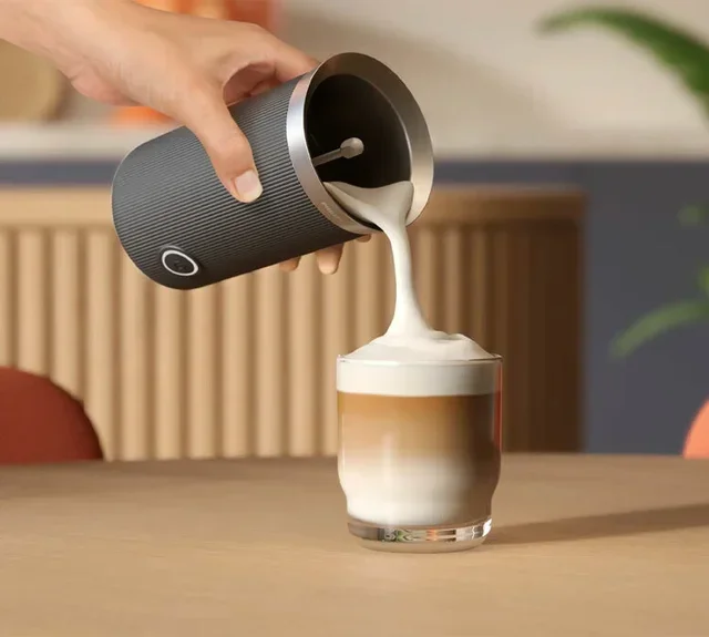 Elektrischer Milchaufschäumer Baristina BAR311/60 schwarz – Philips