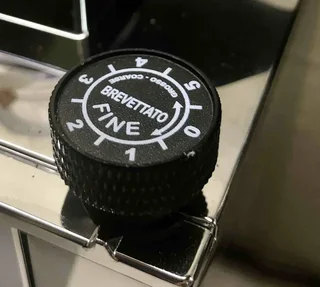 Moedor EUREKA Mignon Specialità Silent Range - Azul e Cromado