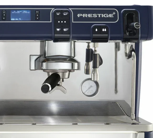 Macchina espresso professionale FAEMA Prestige+ blu 3 gruppi