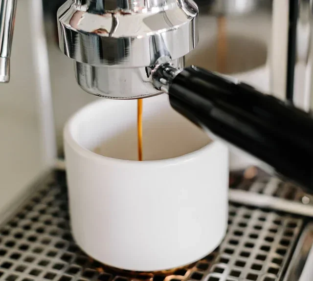 FELLOW Monty Milk Art Cappuccino Cup - Matte Black 19 cl