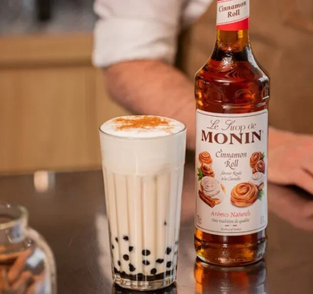 MONIN Gourmet Paket - 3 Sirupa (Bundev Začin, Gingerbread, Cimet) 3x70cl + Pumpa