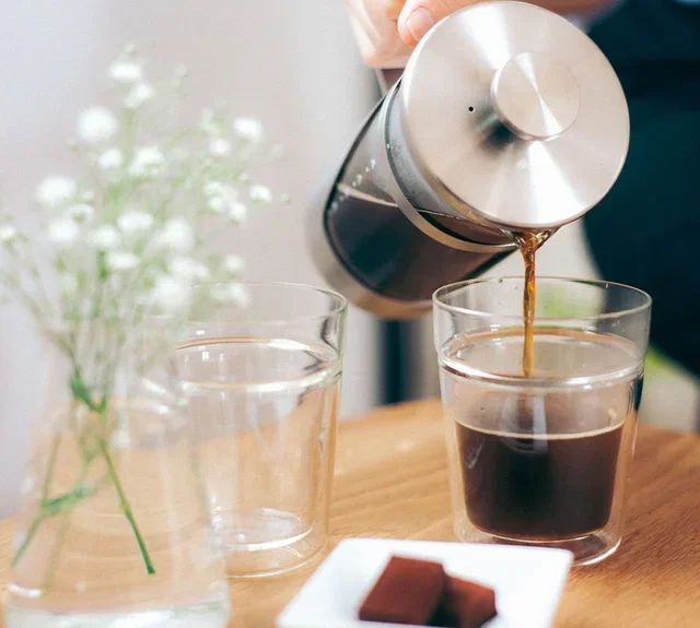 Praska Francuska HARIO Harior 7 - 600mL Szczotkowane Aluminium