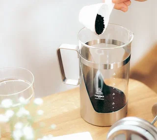 Praska Francuska HARIO Harior 7 - 600mL Szczotkowane Aluminium