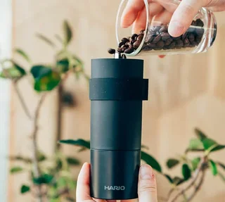 Molinillo Manual HARIO Mini Black Pro - Uso Profesional