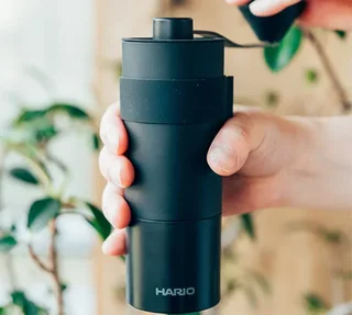 Molinillo Manual HARIO Mini Black Pro - Uso Profesional