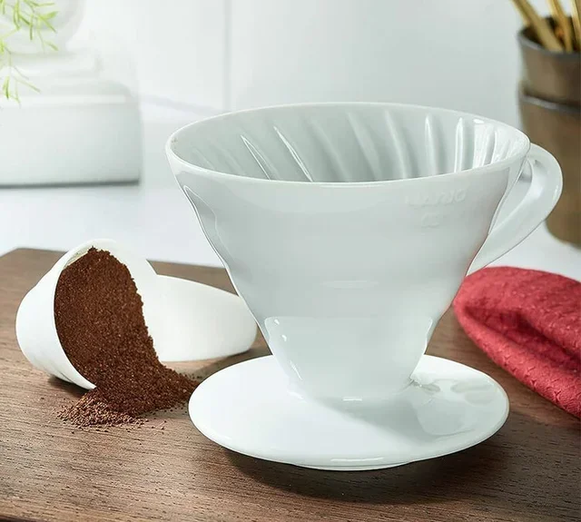 HARIO V60 drip assist pack with white V60 dripper 4 cups