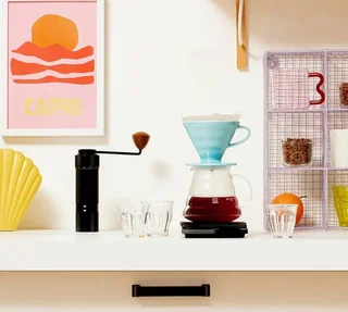 Hario V60 VDC-02 drypptrakt, konisk form, lyseblå, for 2–4 kopper