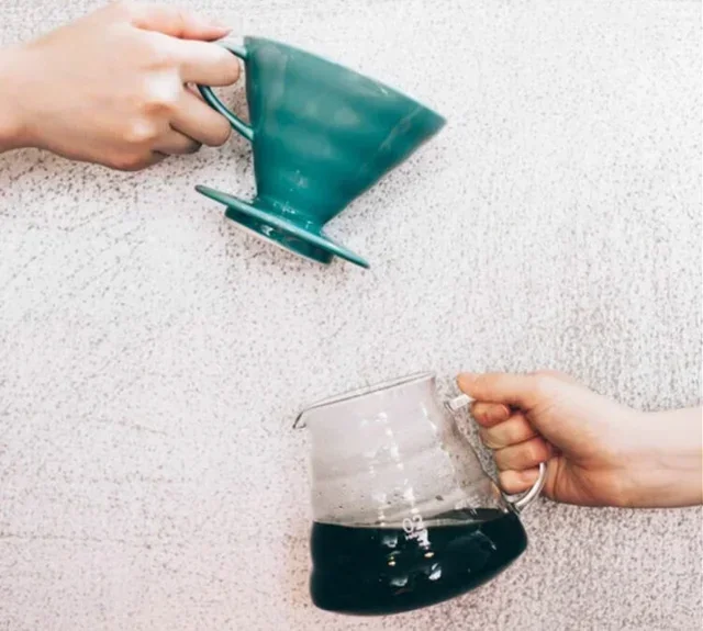 Dripper HARIO V60 VDC-02 Turchese - 2-4 Tazze