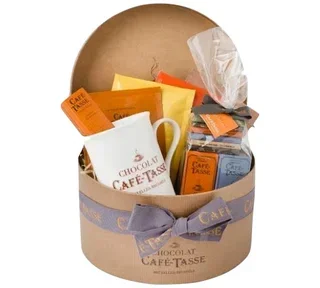 Scatola a forma di cappello con assortimento di cioccolatini - 250 g + tazza - CAFÉ TASSE