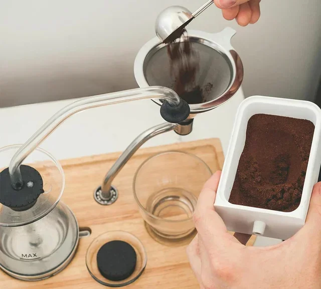 Programowalny ekspres Barisieur JOY RESOLVE z funkcją budzika - Biały z orzechem włoskim