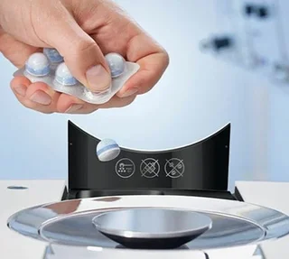 JURA set za održavanje 6 mjeseci: čišćenje + uklanjanje kamenca tablete + 3 CLARIS blue filtera +