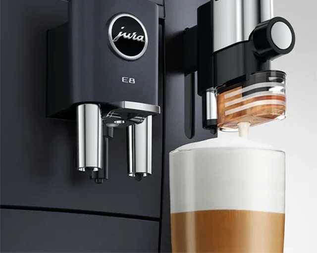 Macchina caffè automatica JURA E8 Cosmic Black (ED) - Smart Connect in omaggio