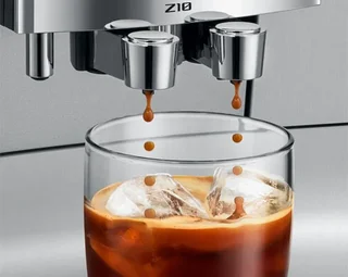 Macchina Caffè Automatica JURA Z10 White Aluminium EB con Smart Connect