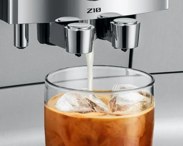 Macchina Caffè Automatica JURA Z10 White Aluminium EB con Smart Connect