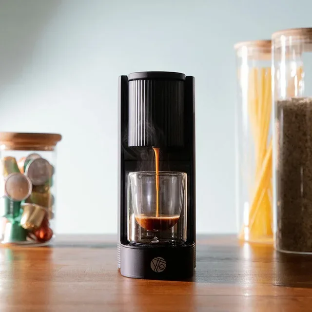 KOTTEA EVE CNK110.B - Macchina a capsule Nespresso® Original + 50 capsule omaggio