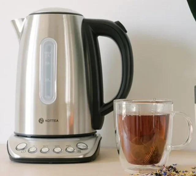 Czajnik Kottea KT102 z regulacją temperatury, stal nierdzewna 1,7L + 2 szklanki Pylano 25cl